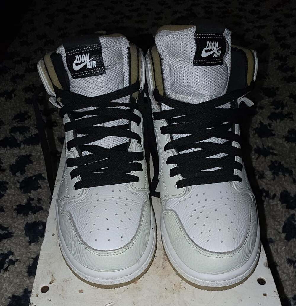 Size 8 - Jordan 1 High Zoom Comfort Light Bone